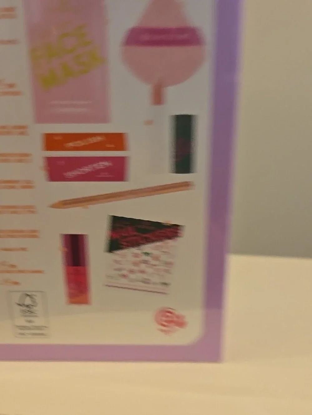 essence Little X-MAS Wonder Advent Calendar